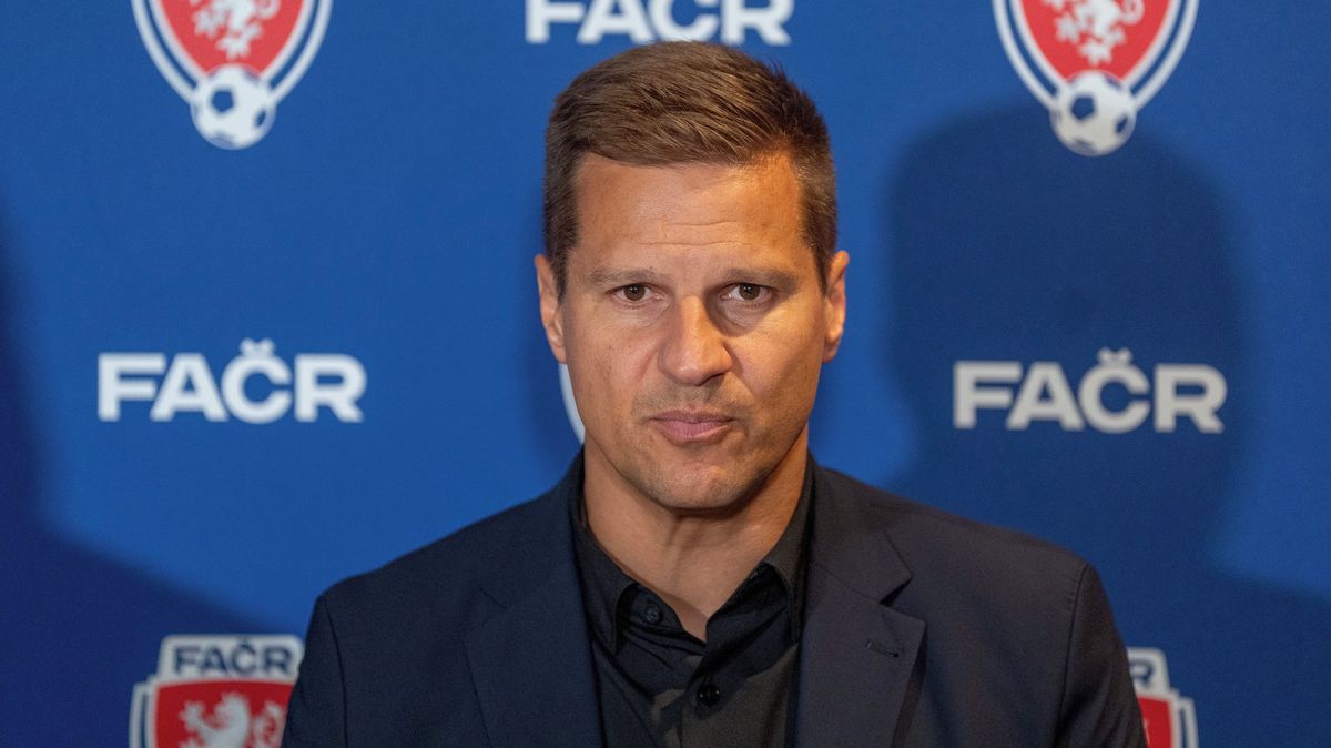 Pešír ven! Mostečtí ultras tvrdě brojí proti místopředsedovi FAČR ve svém klubu